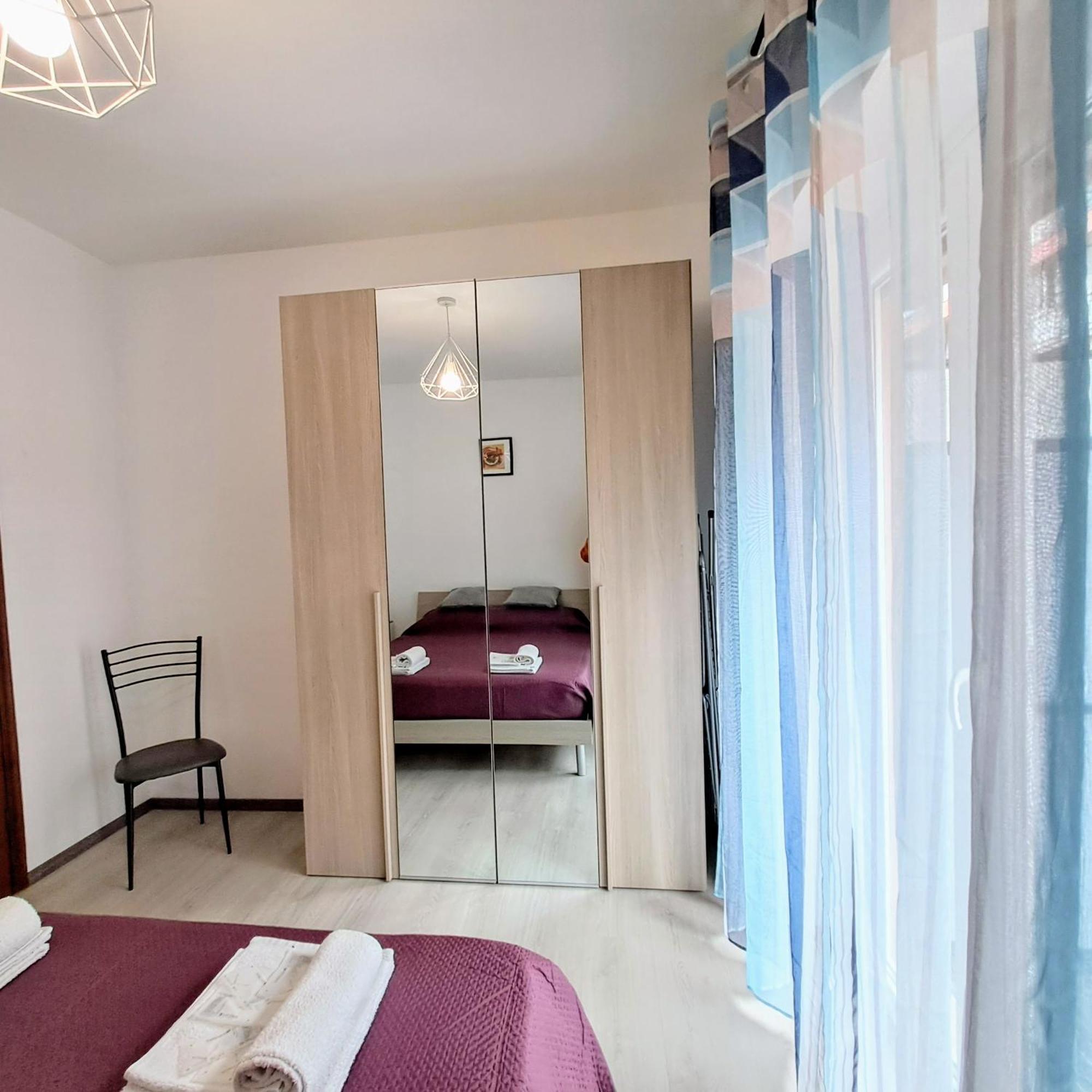 Cozy Near Metro A Apartment